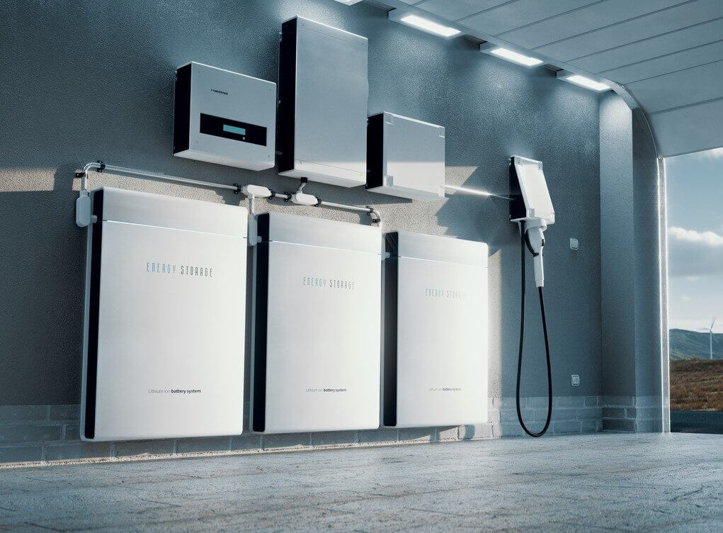 Storage Batteries Improve Solar Power Productivity