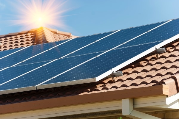 How Heat Impacts East Bay Roof Repair Services